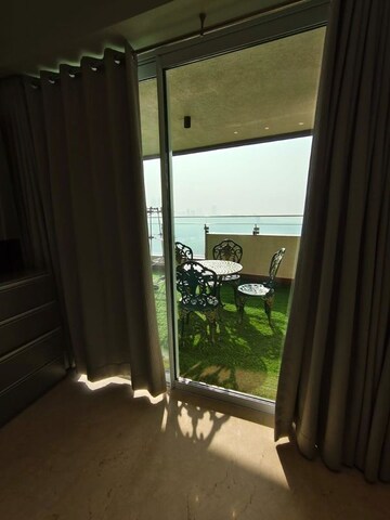 Balcony in 3 BHK Apartment at Lokhandwala Minerva Mahalaxmi, Mahalaxmi – for Rent