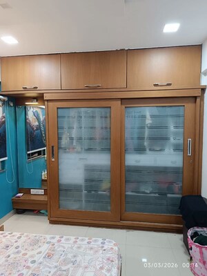 Room in 2 BHK Apartment at Kumar Primavera, Wadgaon Sheri – for Rent