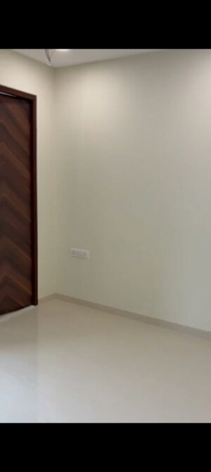 Room in 1 BHK Apartment at Raghav Paradise, Borivali East – for Rent