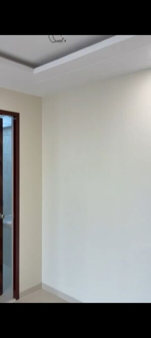 Room in 1 BHK Apartment at Raghav Paradise, Borivali East – for Rent