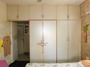 Room in 2 BHK Apartment at Andheri East – for Rent