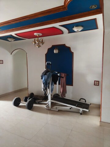 Gym in 3 BHK Apartment at RNA Heights, Andheri East – for Rent
