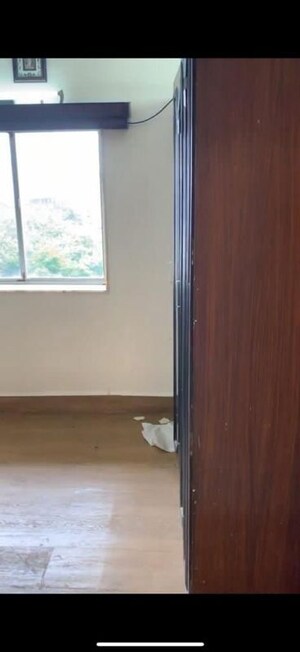 Room in 1 BHK Apartment at Sea Breeze Worli, Worli – for Rent