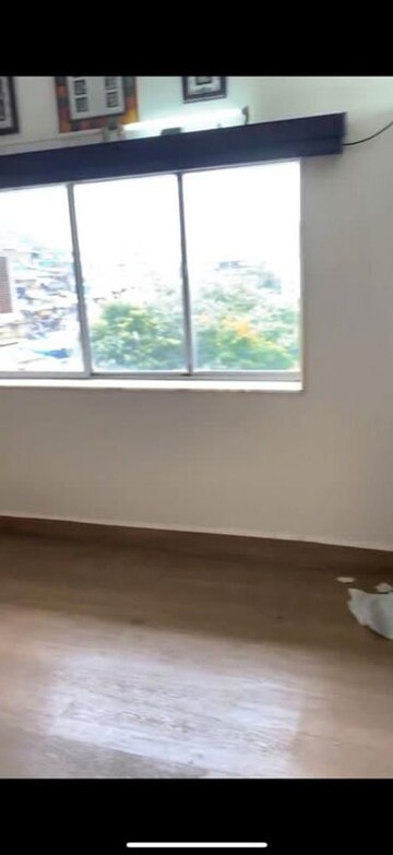 Room in 1 BHK Apartment at Sea Breeze Worli, Worli – for Rent