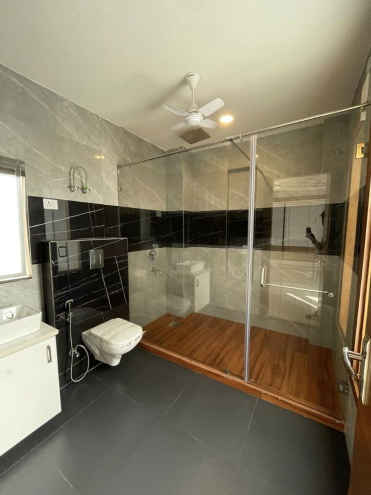 Kitchen, parklands 3 Bedroom 250 Sq.Yd. Builder Floor In Sector 85 Faridabad 10109356