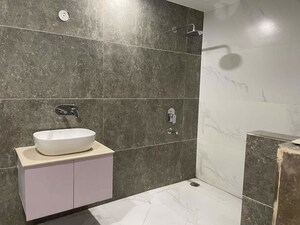 Furnished Amenities in 3 BHK Builder Floor at BP Homes, Sector 85 – for Sale