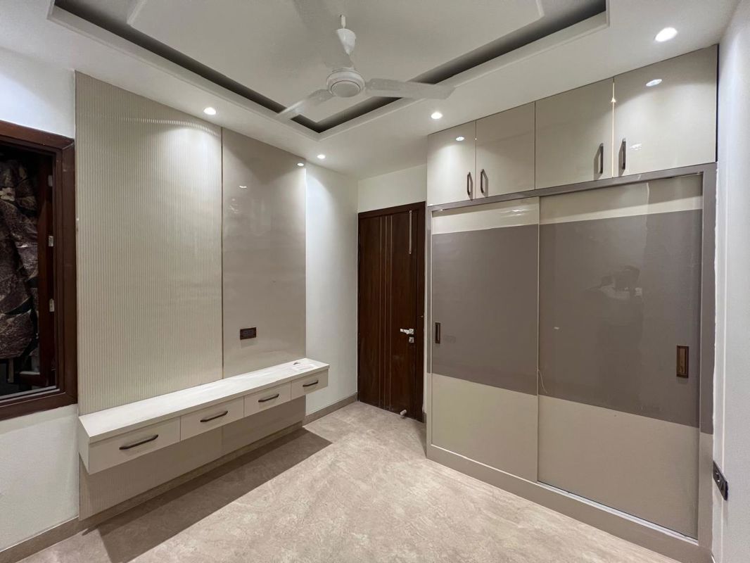 4 BHK Builder Floor For Sale in Greater Kailash II