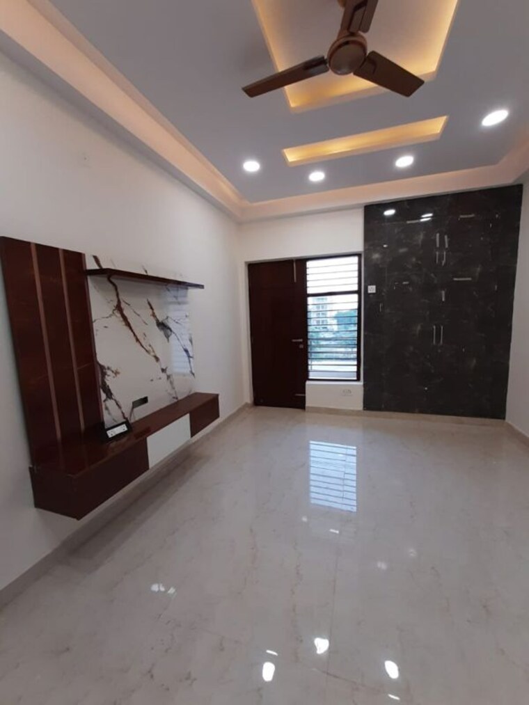 Room, bp-homes 3 Bedroom 258 Sq.Yd. Builder Floor In Sector 85 Faridabad 10109363