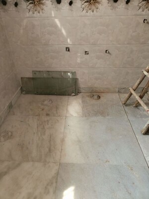 Kitchen in 2 BHK Builder Floor at RWA Apartments Sector 26, Sector 26 – for Rent