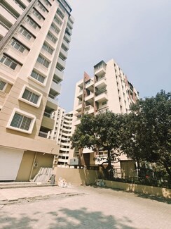 2 BHK + Extra Room Apartment For Sale in Paranjape Madhukosh Phase III
