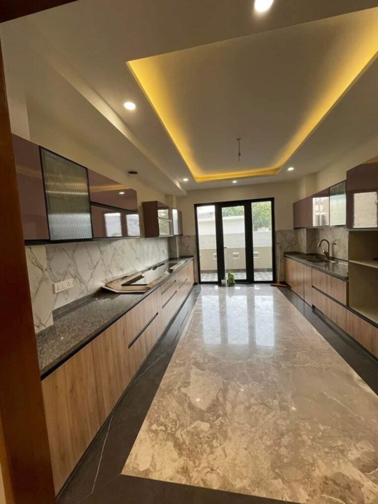 Kitchen, parklands 4 Bedroom 350 Sq.Yd. Builder Floor In Sector 85 Faridabad 10109401