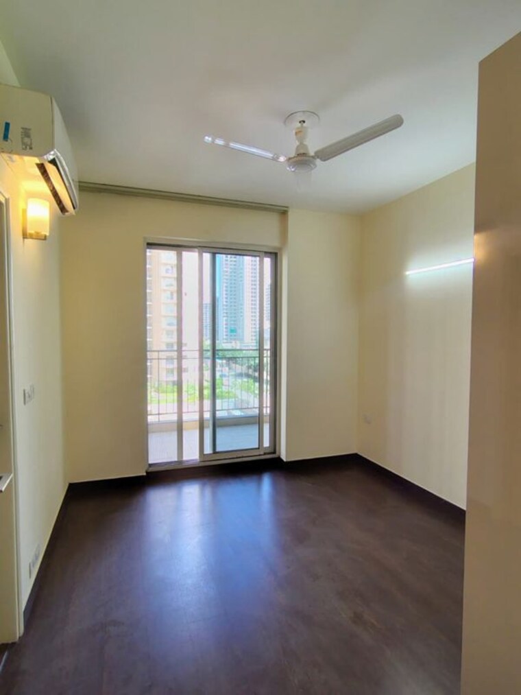 Room, ireo-the-corridors 3 Bedroom 1727 Sq.Ft. Apartment In Sector 67a Gurgaon 10109403