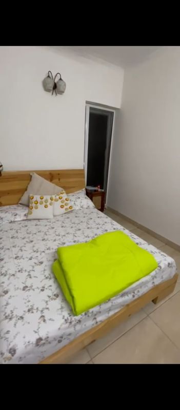 2 BHK + Servant Room Apartment For Rent in Gaur City 7th Avenue