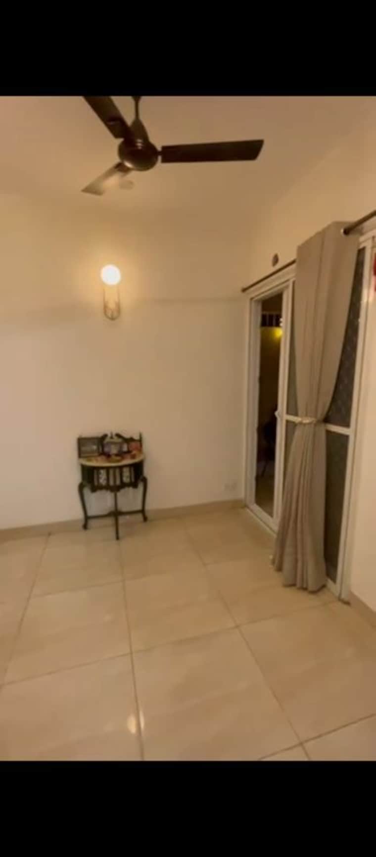 Room, gaur-city-7th-avenue 2 Bedroom 1075 Sq.Ft. Apartment In Sector 4 Greater Noida Greater Noida 10109442