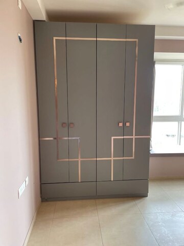 Room in 2 BHK Apartment at Bhartiya City Nikoo Homes II, Thanisandra Main Road – for Rent