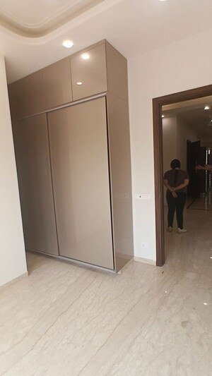 Room in 2 BHK Builder Floor at Lajpat Nagar 4 – for Rent