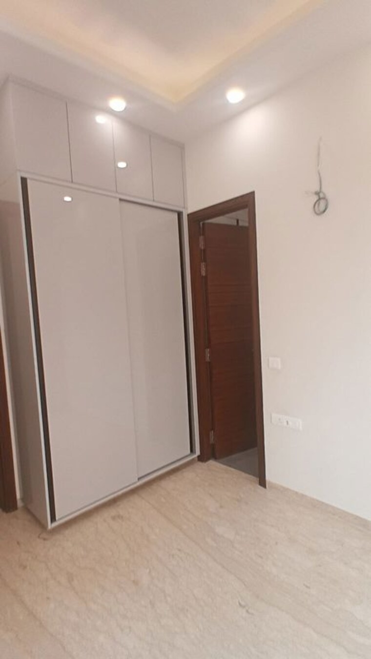 Room, lajpat nagar 4 2 Bedroom 900 Sq.Ft. Builder Floor In Lajpat Nagar 4 Delhi 10109463
