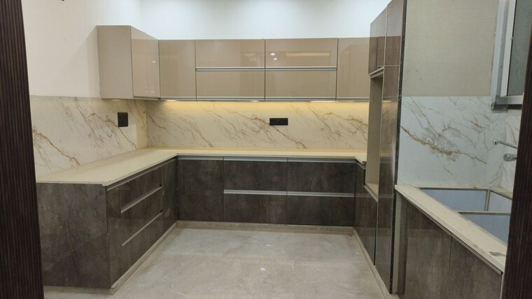 Kitchen, parklands 3 Bedroom 250 Sq.Yd. Builder Floor In Sector 85 Faridabad 10109467