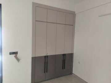 Room in 2 BHK Apartment at Smart World Gems, Sector 89 – for Rent