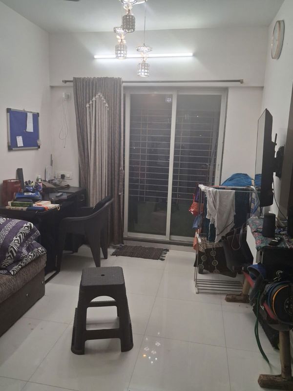 2 BHK Apartment For Rent in Dosti Eastern Bay
