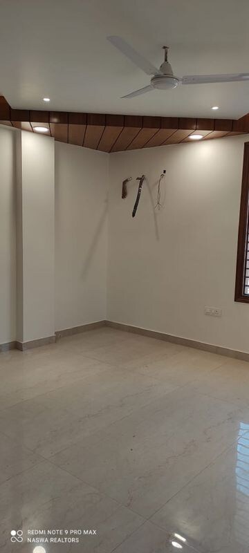 Room in 3 BHK Builder Floor at BP Homes, Sector 85 – for Sale