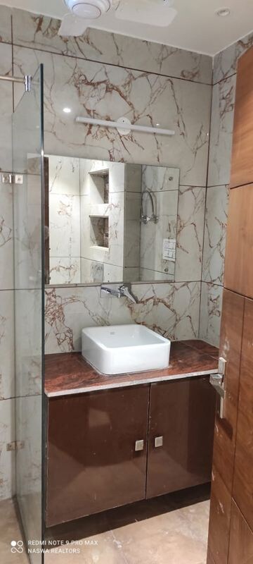 Bathroom in 3 BHK Builder Floor at BP Homes, Sector 85 – for Sale