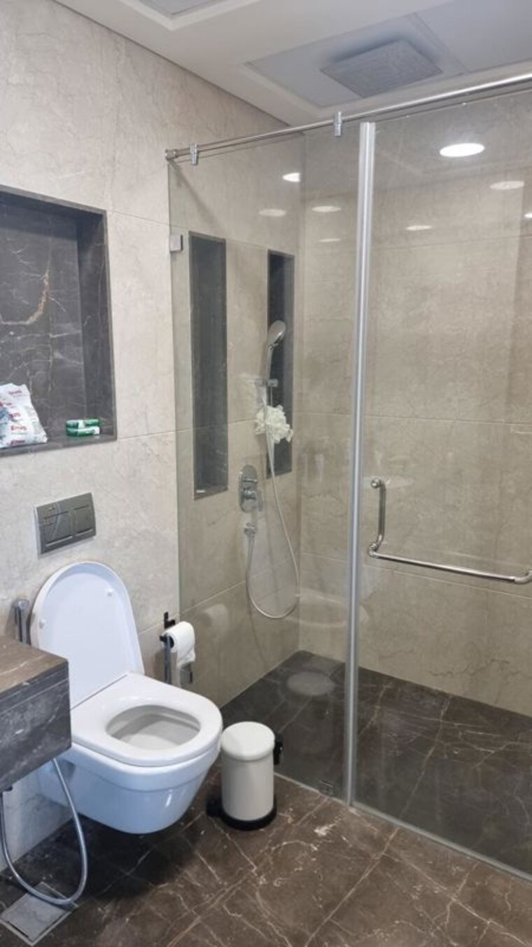Bathroom, lokhandwala-minerva-mahalaxmi 3 Bedroom 2090 Sq.Ft. Apartment In Mahalaxmi Mumbai 10109506