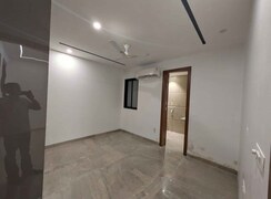 4 BHK + Servant Room Builder Floor For Sale in Sushant Lok 2