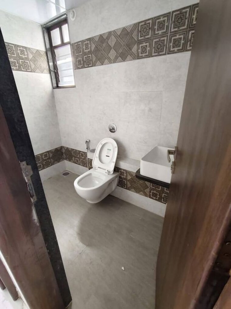 Attached Bathroom, kohinoor-sapphire-3 2 Bedroom 744 Sq.Ft. Apartment In Tathawade Pune 10109530