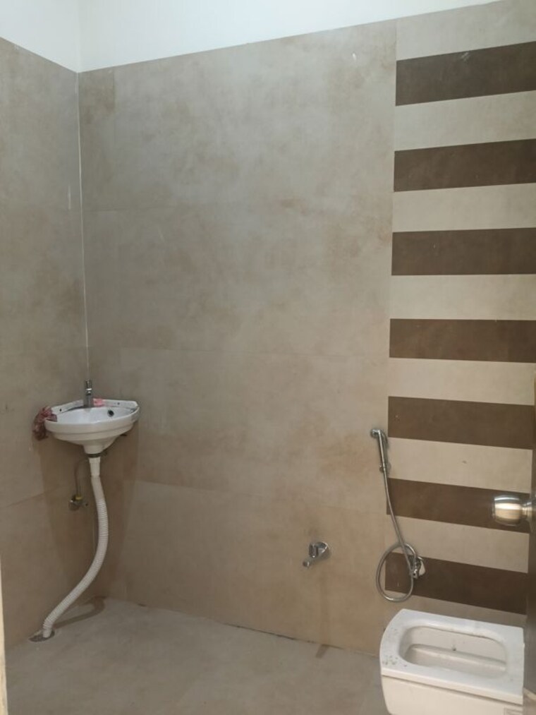 undefined, majra 4 Bedroom 125 Sq.Yd. Independent House In Majra Dehradun 10109534