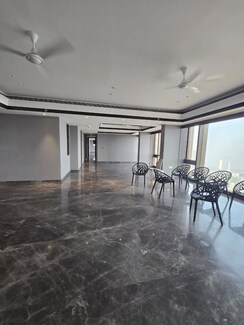 4 BHK + Servant Room Apartment For Rent in Lodha Trump Tower