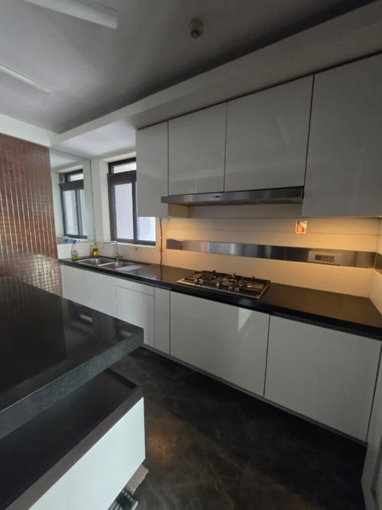 Kitchen, lodha-trump-tower 4 Bedroom 3000 Sq.Ft. Apartment In Worli Mumbai 10109545