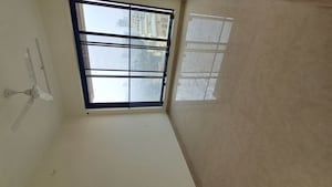 Room in 2 BHK Apartment at Dosti Eastern Bay, Wadala – for Rent