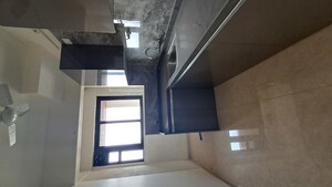 Furnished Amenities in 2 BHK Apartment at Dosti Eastern Bay, Wadala – for Rent