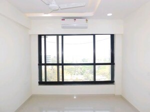 Room in 3 BHK Apartment at Kalpataru Magnus, Bandra East – for Sale