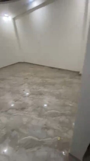 Room in 2 BHK Builder Floor at SL Apartments Sector 49, Sector 49 – for Sale