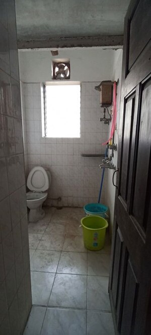 Bathroom in 1 BHK Apartment at Marine Drive – for Sale