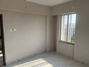 Room in 2 BHK Apartment at Kharadi – for Rent