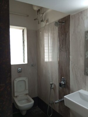 Bathroom in 5 BHK Apartment at Cuffe Parade – for Sale