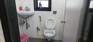 Bathroom in 5 BHK Apartment at Cuffe Parade – for Sale