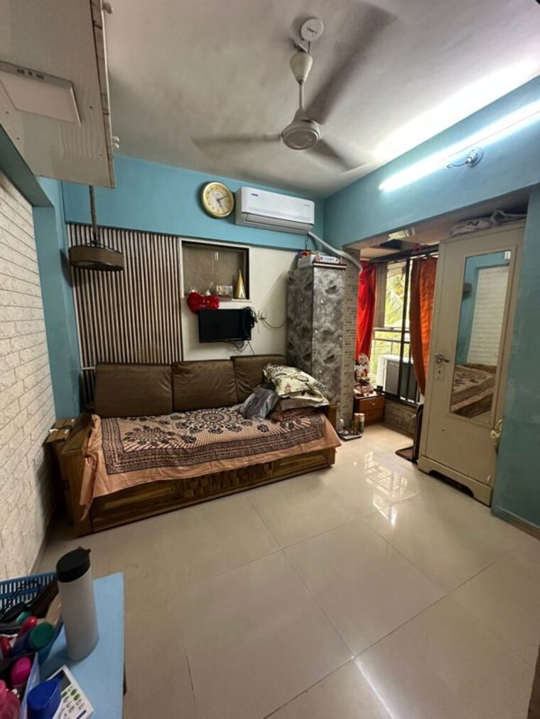 Living Room, kt-trigun-chs-ltd 2 Bedroom 547 Sq.Ft. Apartment In Borivali West Mumbai 10109586