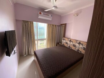 Bedroom in 2 BHK Apartment at Grandeur Tower, Borivali East – for Rent