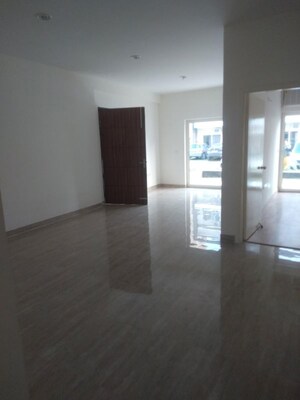 Room in 3 BHK Builder Floor at Puri Aman Vilas, Sector 89 – for Sale