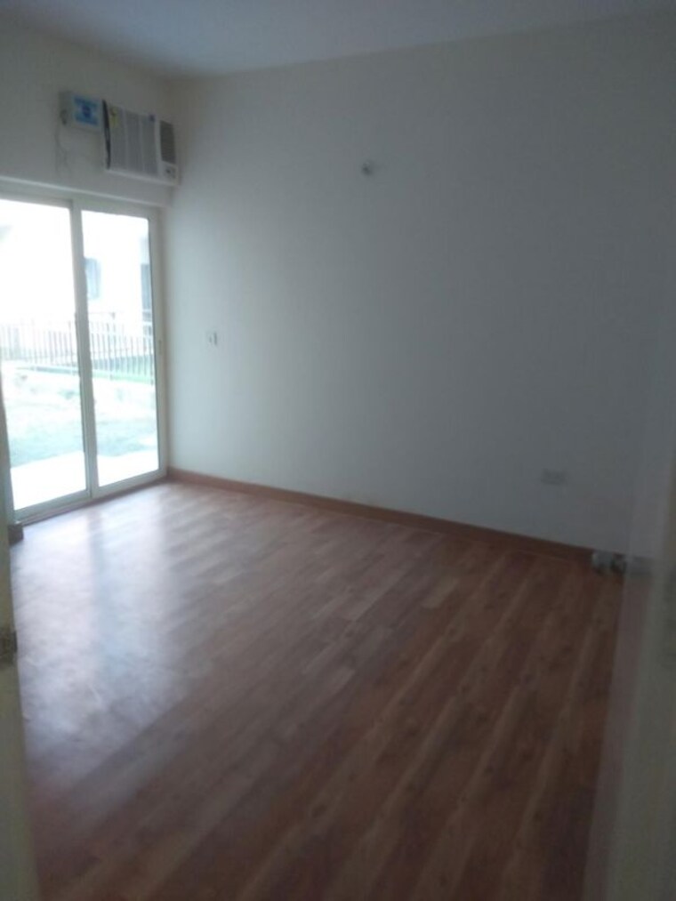 Room, puri-aman-vilas 3 Bedroom 145 Sq.Yd. Builder Floor In Sector 89 Faridabad 10109603