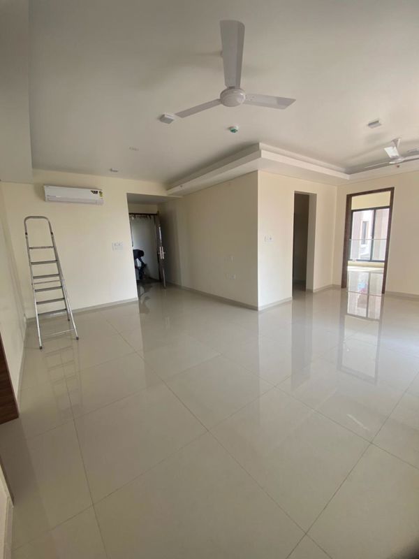 3 BHK + Extra Room Apartment For Rent in Supreme Belmac Residences