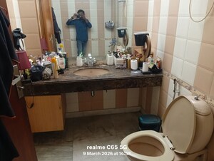 Bathroom in 3 BHK Apartment at Ansal Sushant Estate, Sector 52 – for Rent