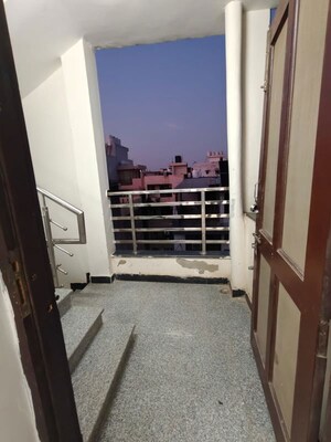 Balcony in 1 BHK Builder Floor at RWA Residential Society Sector 46, Sector 46 – for Rent