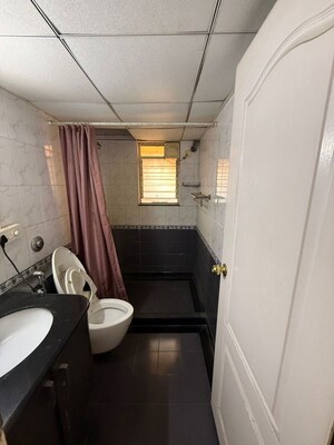 Bathroom in 3.5 BHK Apartment at Vascon Marigold, Kalyani Nagar – for Sale