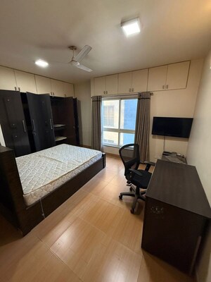 Master Bedroom in 3.5 BHK Apartment at Vascon Marigold, Kalyani Nagar – for Sale