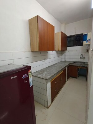 Kitchen in 1 BHK Builder Floor at Saurabh Niwas, Sector 40 – for Rent
